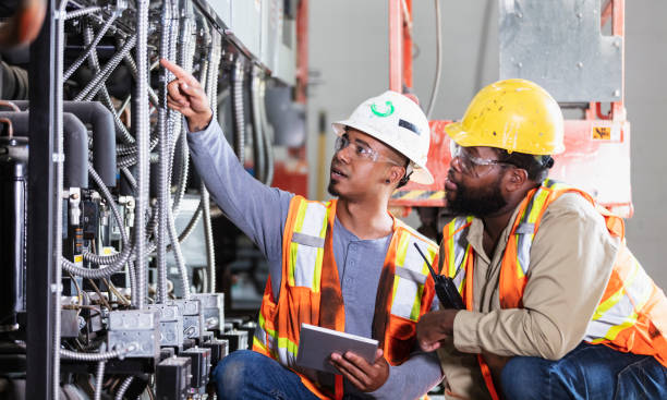 Best Commercial Electrician Services  in Fairport Harbor, OH